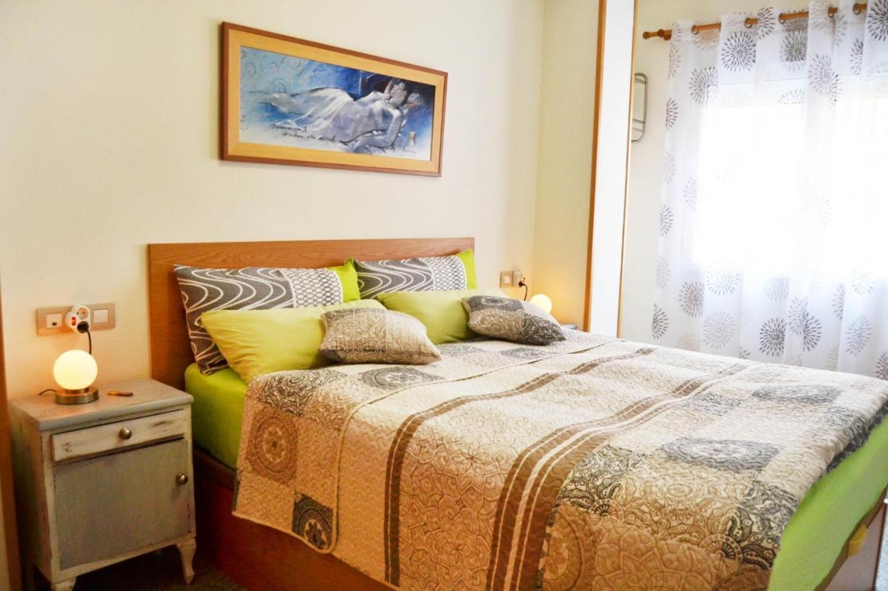 Sant Pere 139 Apartments إل كامبيلو المظهر الخارجي الصورة