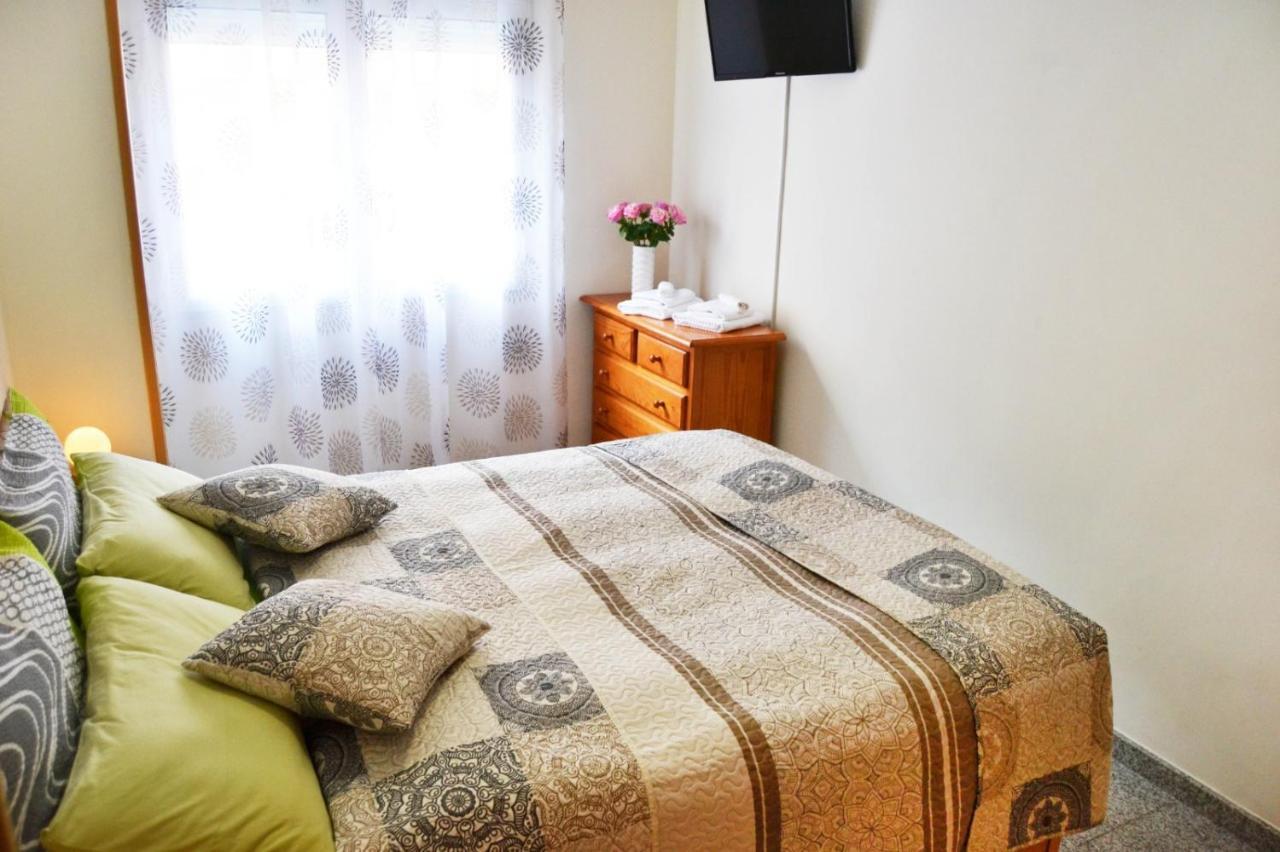 Sant Pere 139 Apartments إل كامبيلو المظهر الخارجي الصورة
